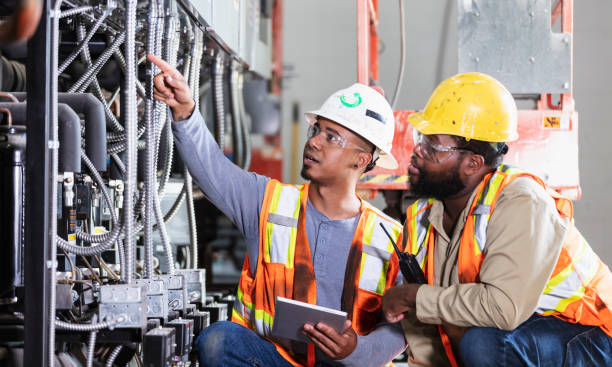 Best Affordable Emergency Electrician  in Edgewood, NM